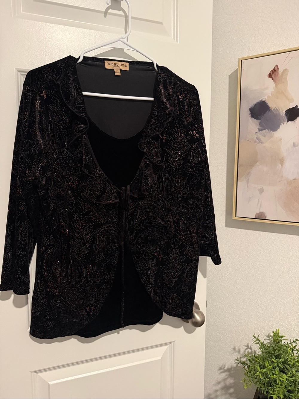 VINTAGE: Notations Black Velvet Open Front Top with Copper Metallic Print Size1X